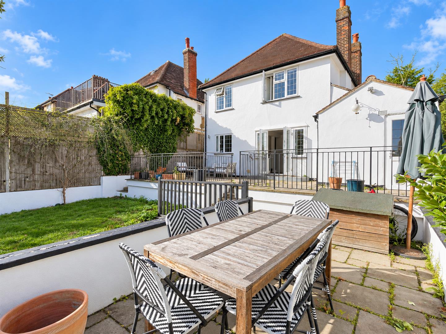 Park Hill, Carshalton